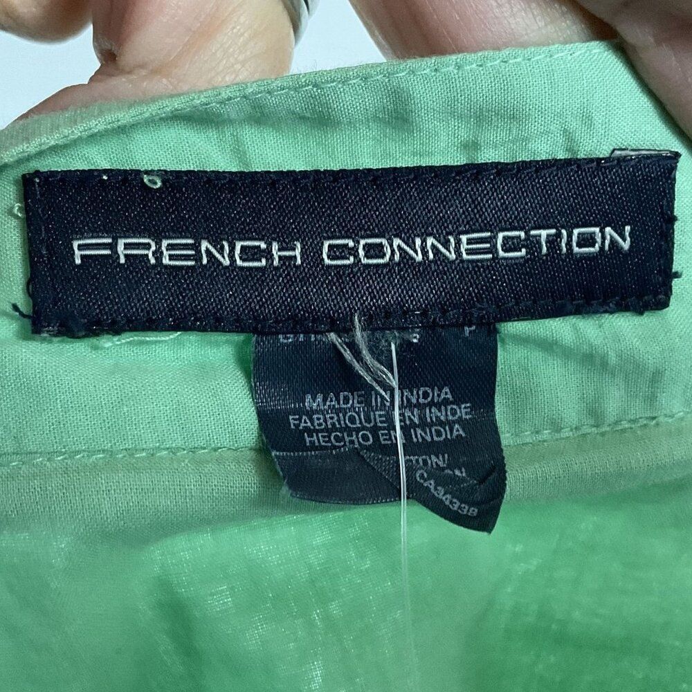 NWT French Connection Green A-line skirt with blue & yellow floral embroidery, 2 - Picture 6 of 13